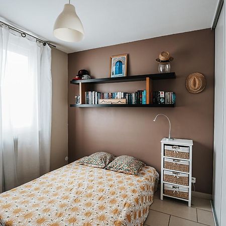 T3 Cosy Et Lumineux Avec Garage A 2 Pas Du Centre ! Apartment Nimes Exterior photo